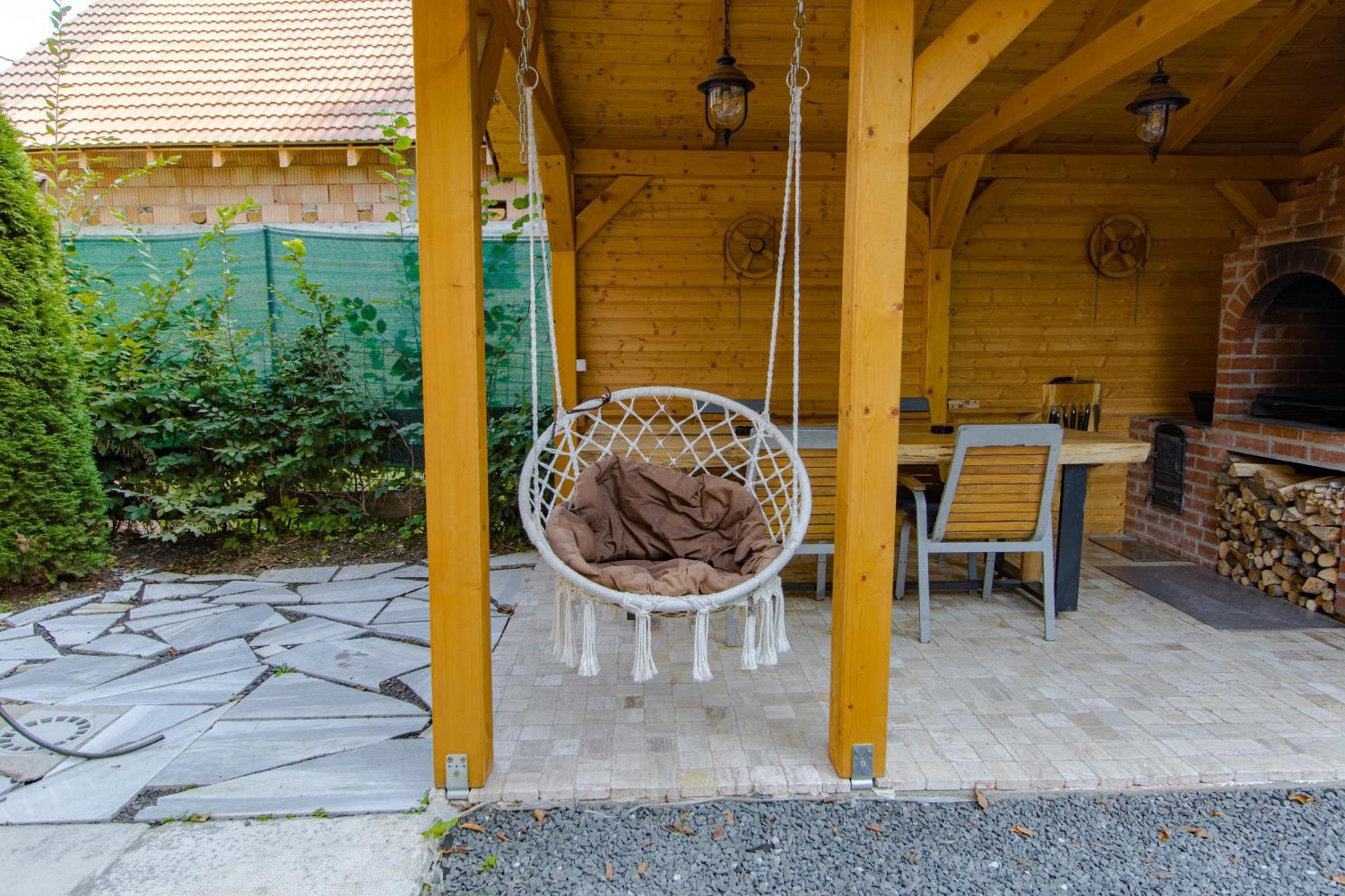 Bear's Lair Chalet Porumbacu de Sus Extérieur photo