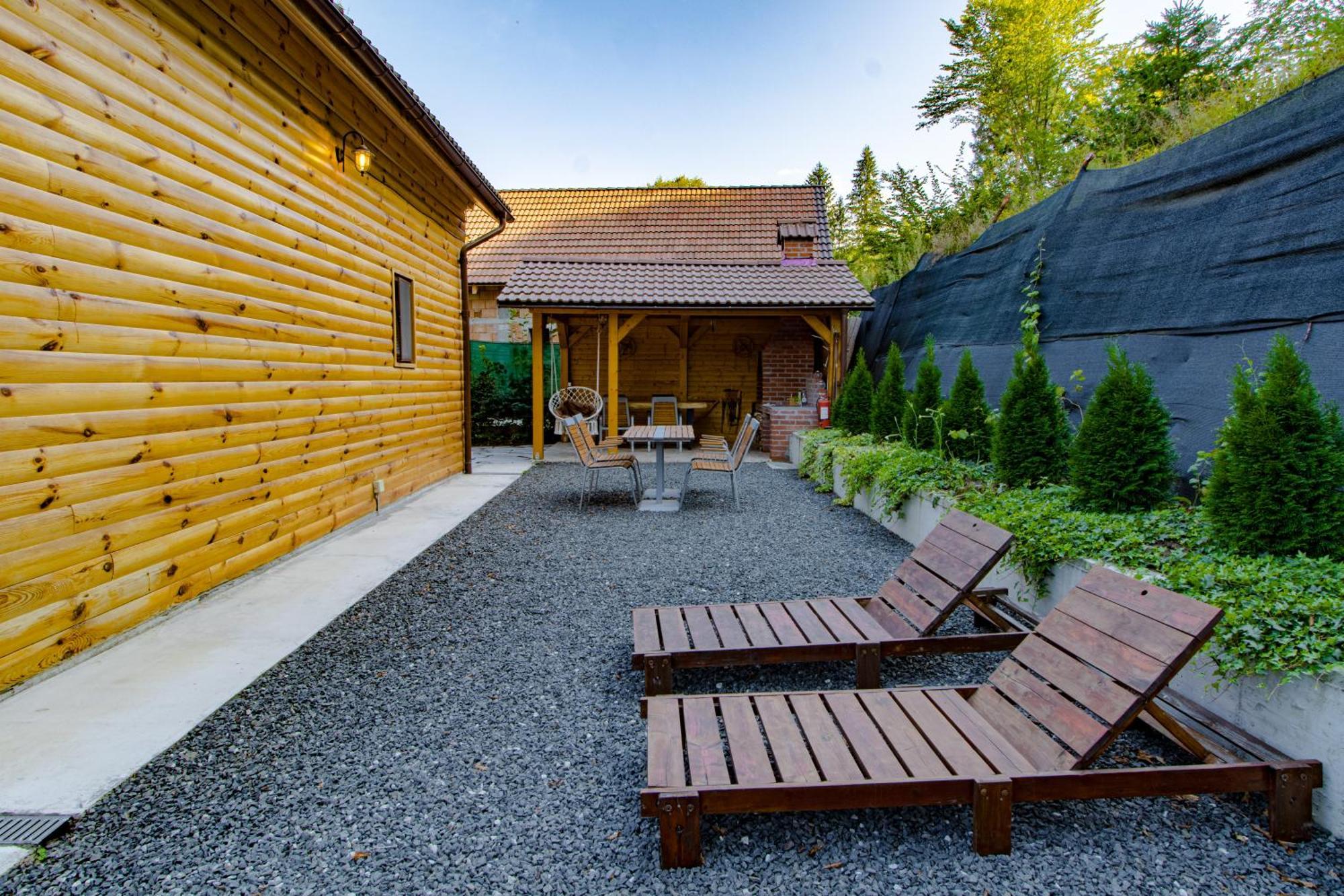 Bear's Lair Chalet Porumbacu de Sus Extérieur photo