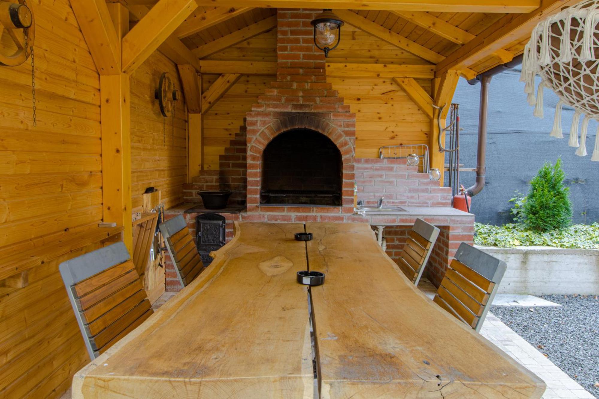 Bear's Lair Chalet Porumbacu de Sus Extérieur photo